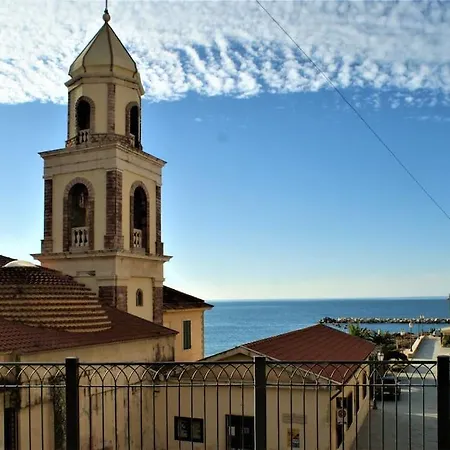 Bellezza In Cilento Panoramic Apts Castellabate Exterior photo