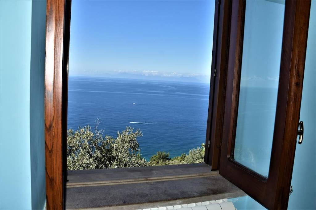 Bellezza In Cilento Panoramic Apts * Castellabate