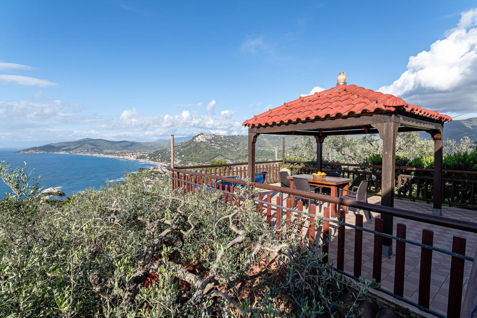 Bellezza In Cilento Panoramic Apts * Castellabate