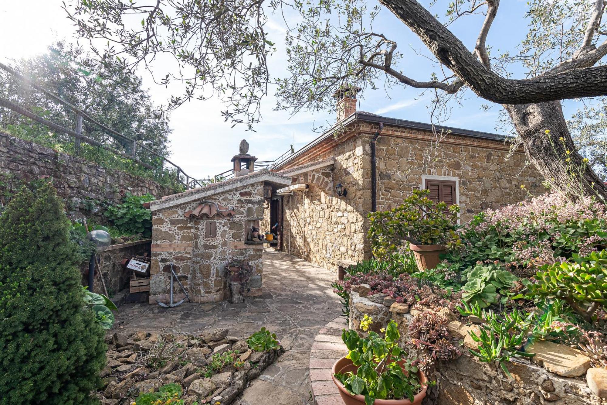 Bellezza In Cilento Panoramic Apts * Castellabate